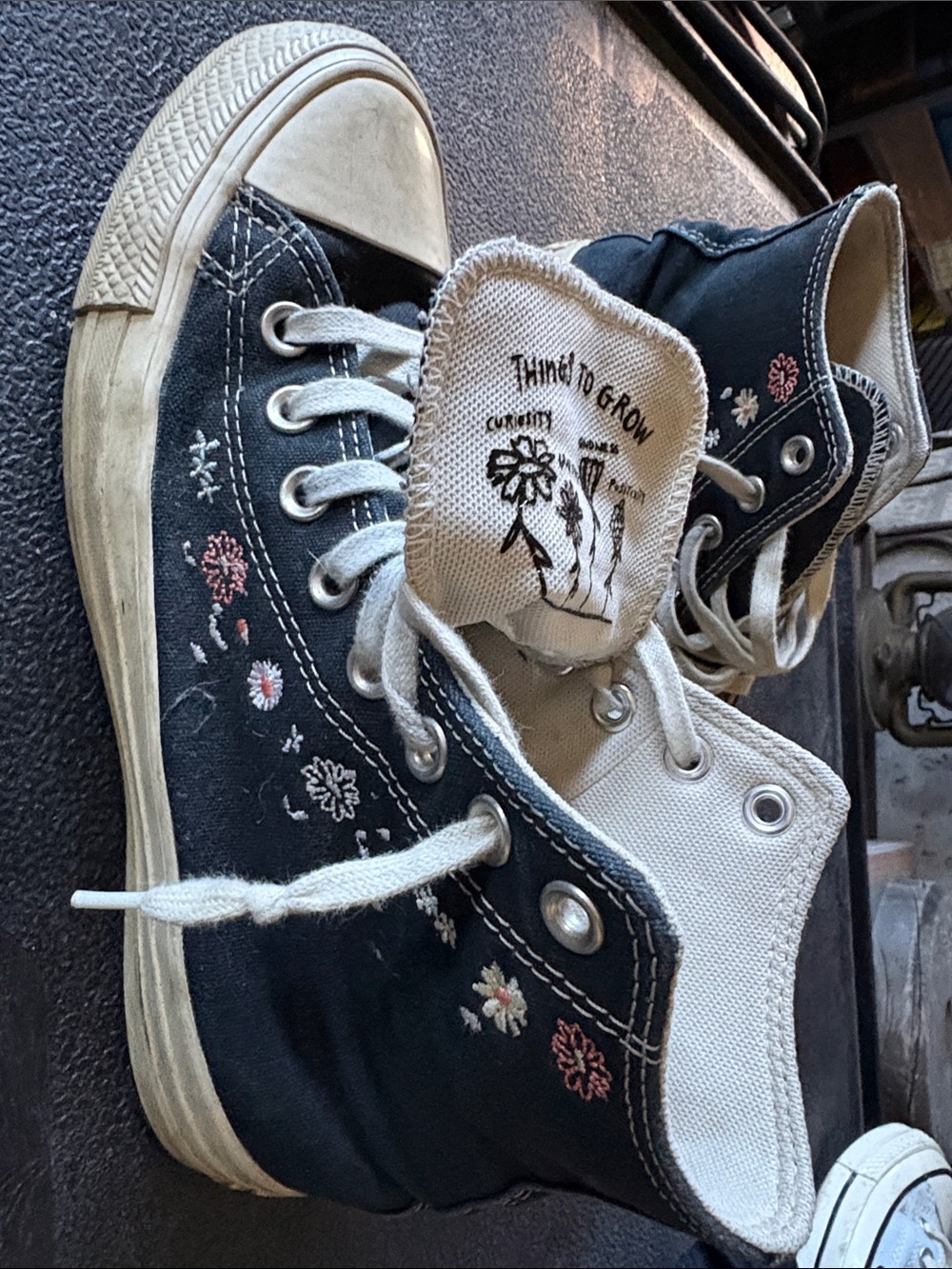 Canvas High-Top Sneakers with Floral Embroidery - Black/White